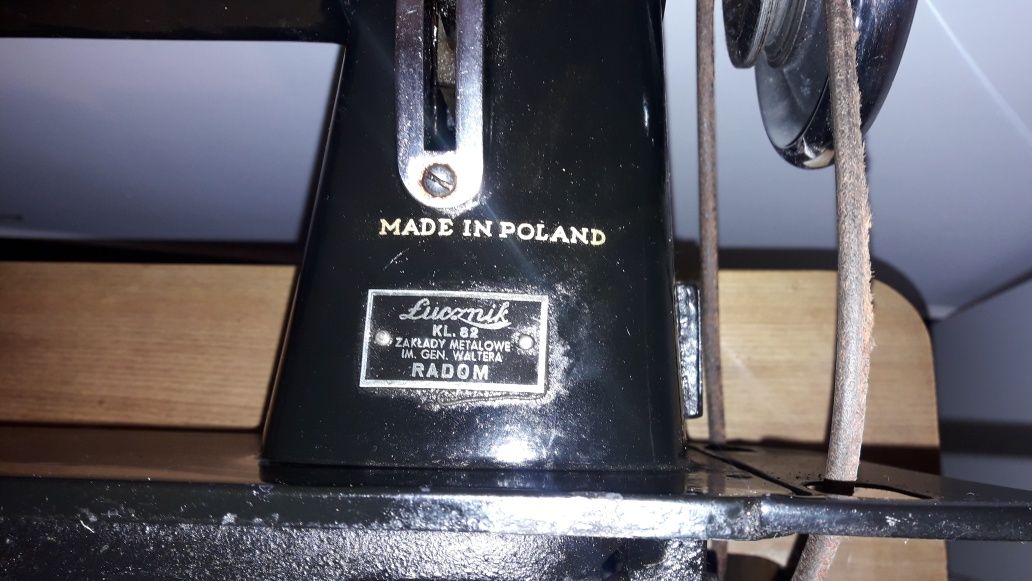 Sprzedam zabytkową maszynę do szycia