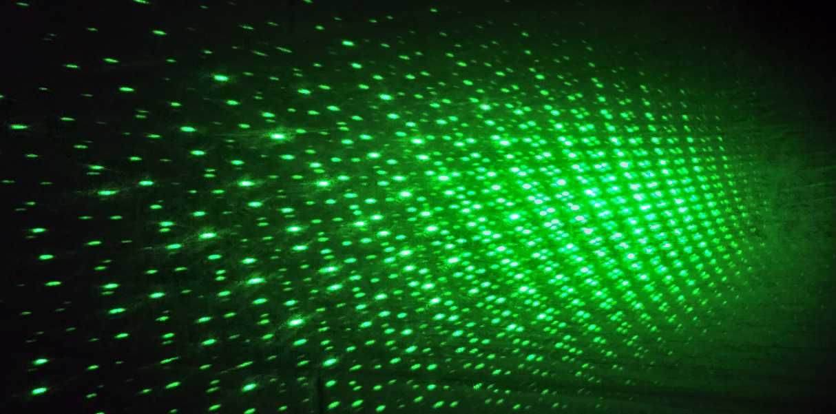 Фонарь-лазер зеленый