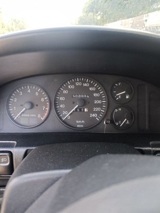 Продам mazda 323 f ba  не находу