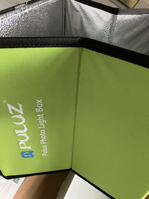 Sprzedam fotobox z lampką LED