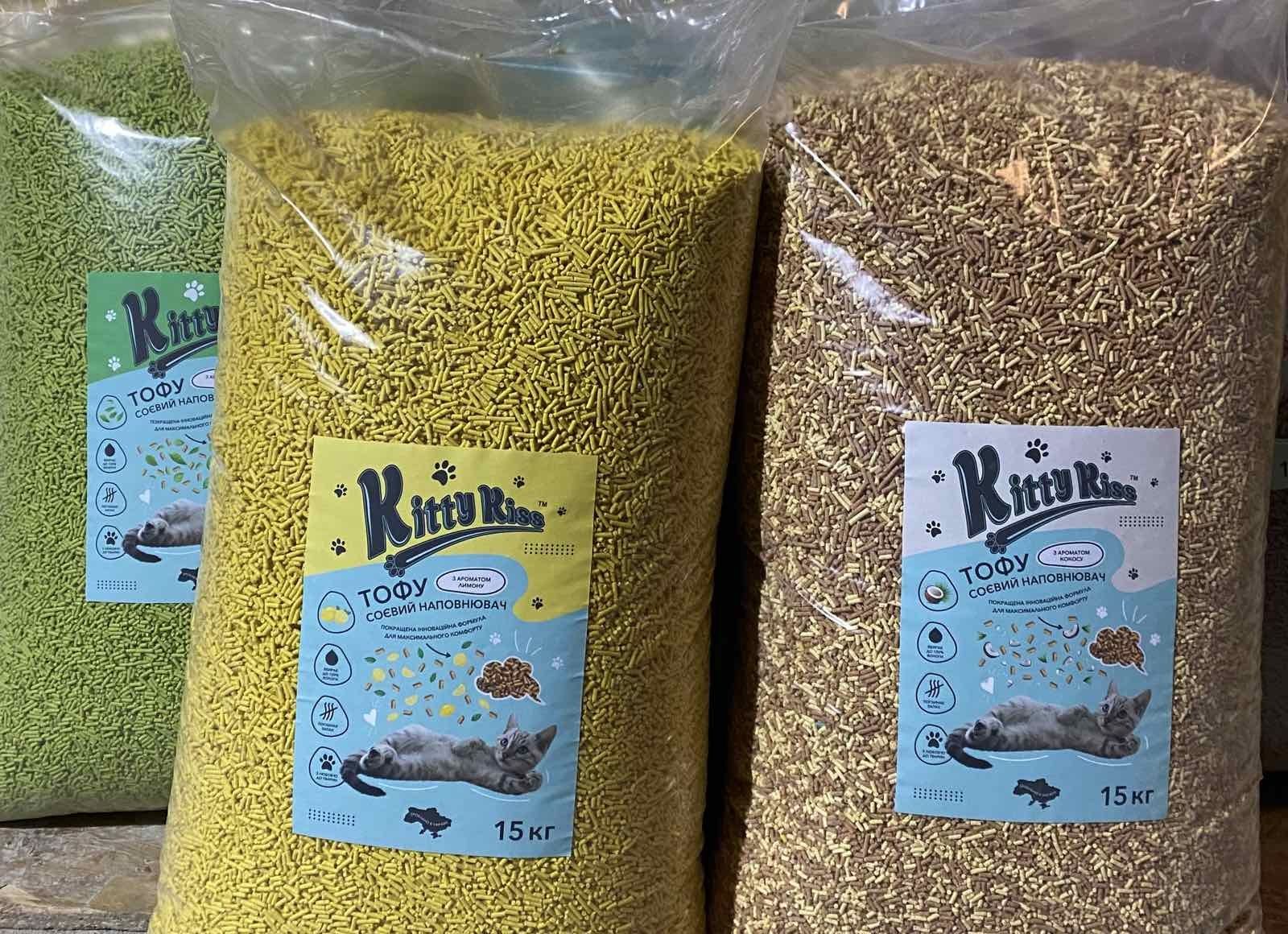 Тофу комкуючий наповнювач для котів Tofu  15 кг соєвий