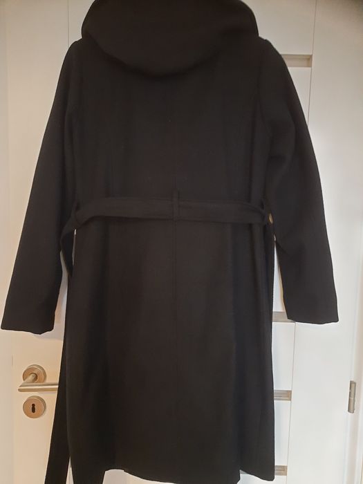 Damski płaszcz zimowy