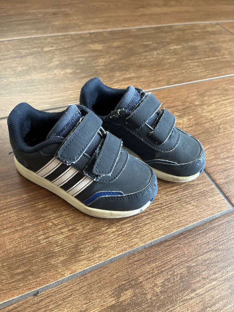 Buty buciki adidas 23