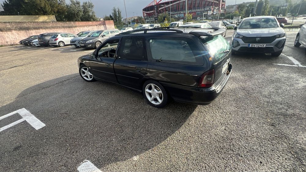 Ford mondeo st com apenas 224.000kms