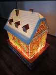 Puzzle 3D Piernikowa Chatka LED Ravensburger