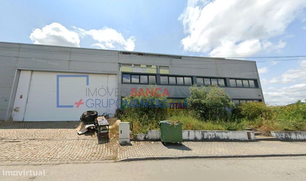 Armazém - Pavilhão  - Vila Real