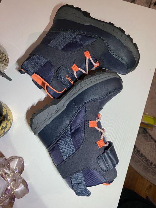 Чобітки термо ботинки сноубутси Carters  10 р (26-27)  17,1 см