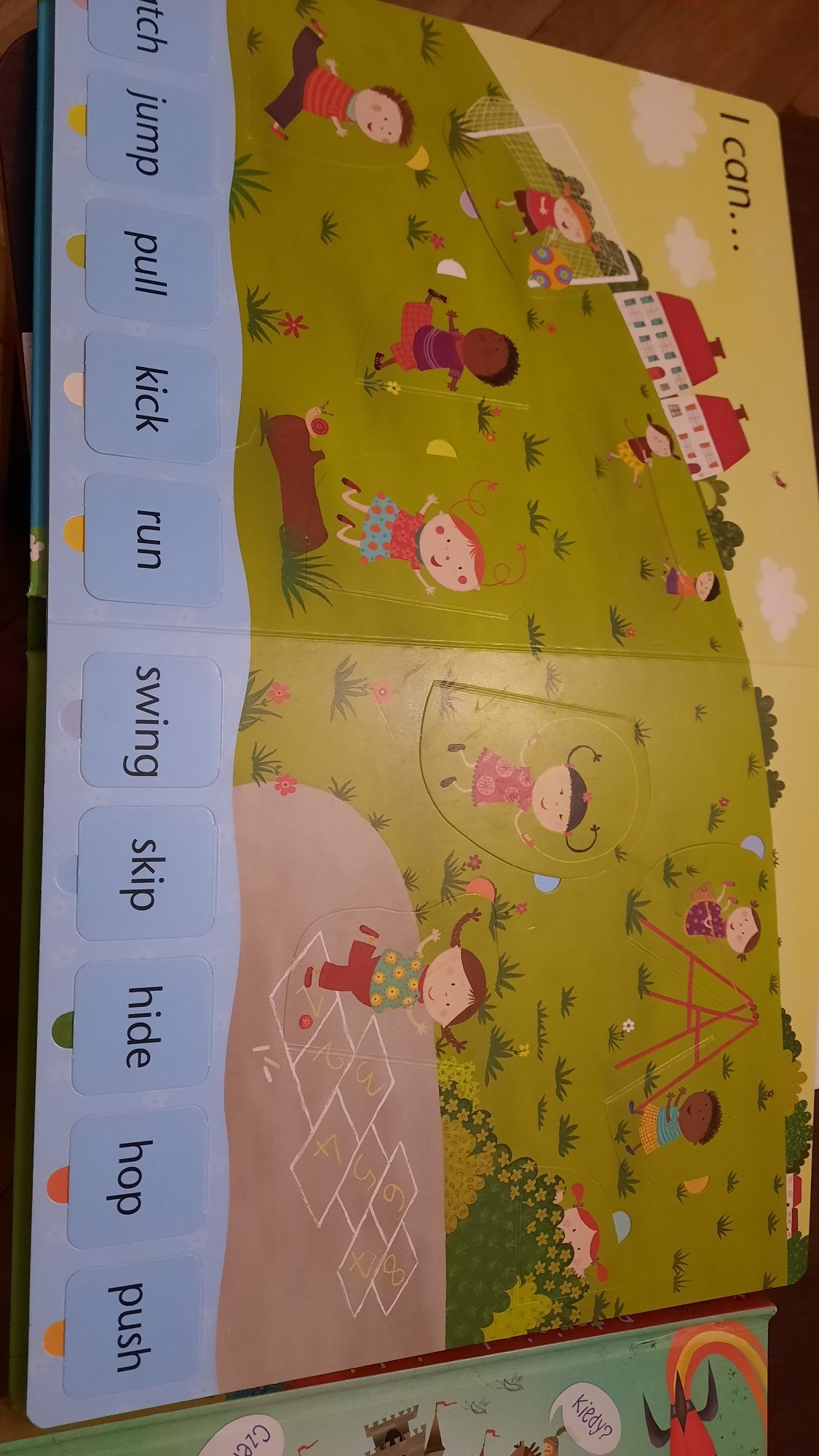 Lift the flap Word book ksiażka z angielskimi słówkami