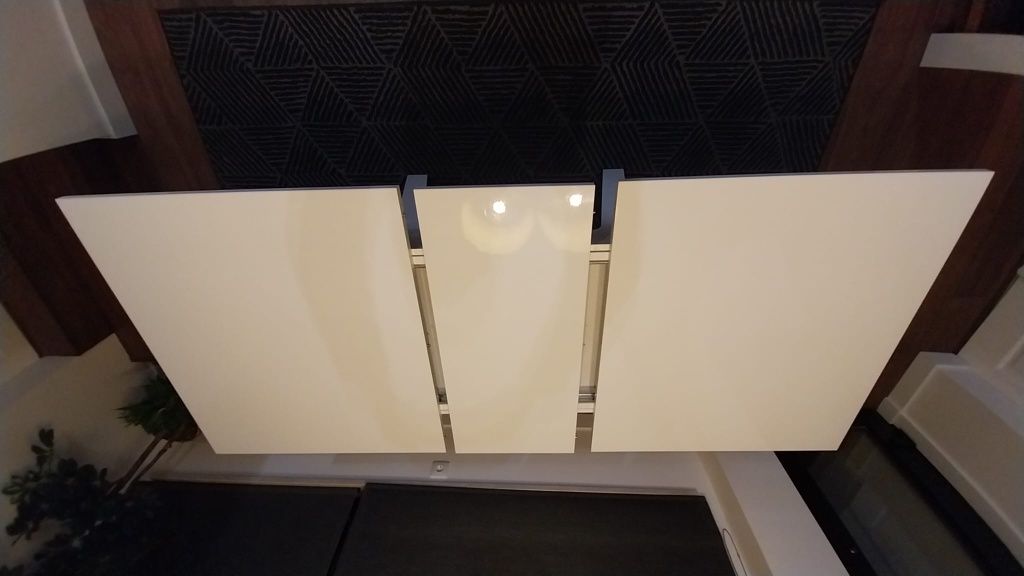 Mesa branca alto brilho extensível (como nova)