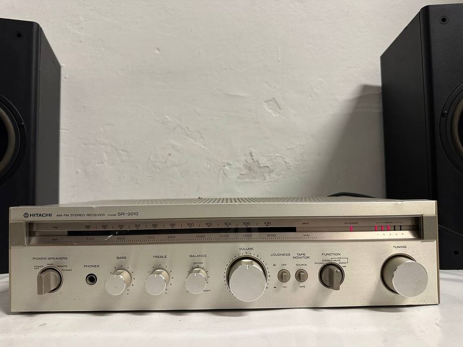 Amplituner Stereo Hitachi SR-2010, Japan