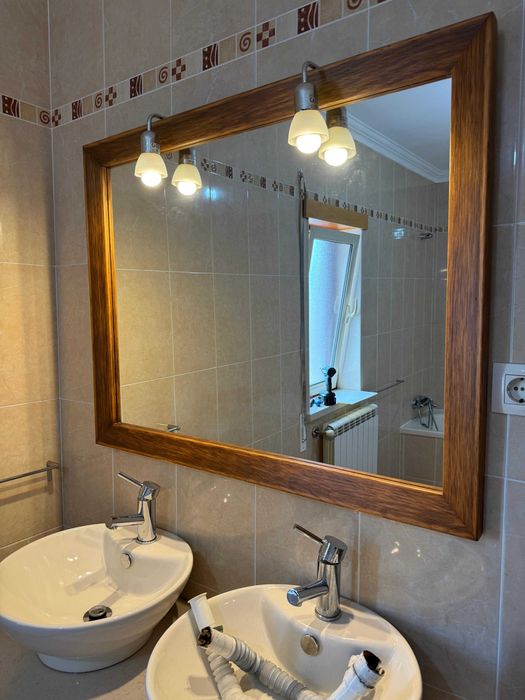 Espelho de casa de banho