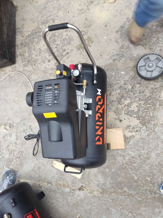 Компресор повітряний Dnipro-M AC-50LX, 220л/хв гарантія