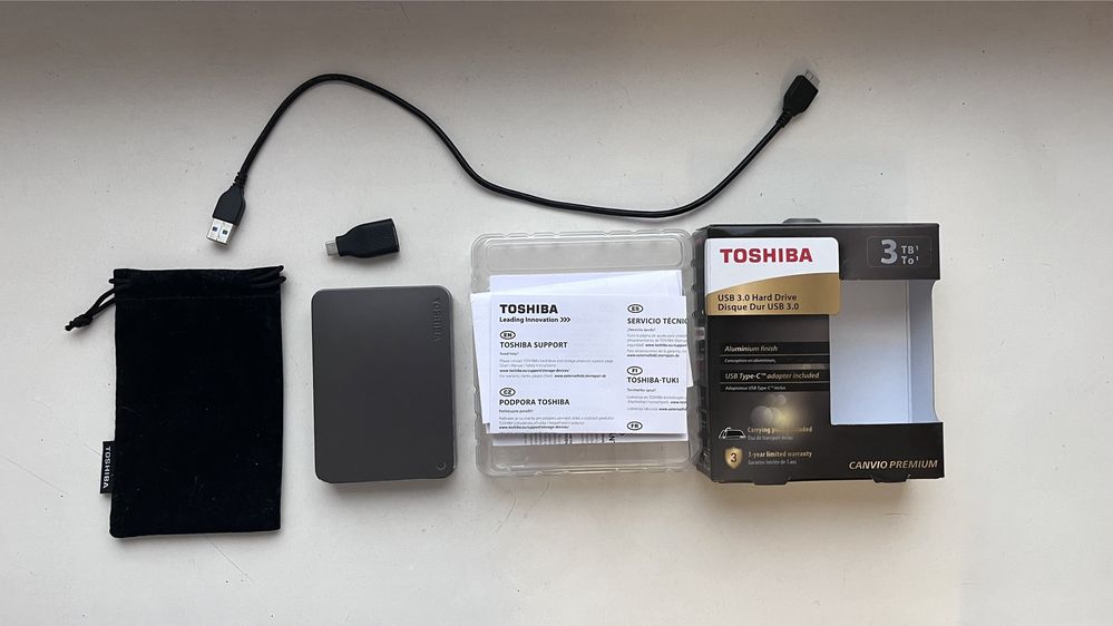 Зовнішній жорсткий диск Toshiba Canvio Premium 3TB, 2.5", USB 3.0