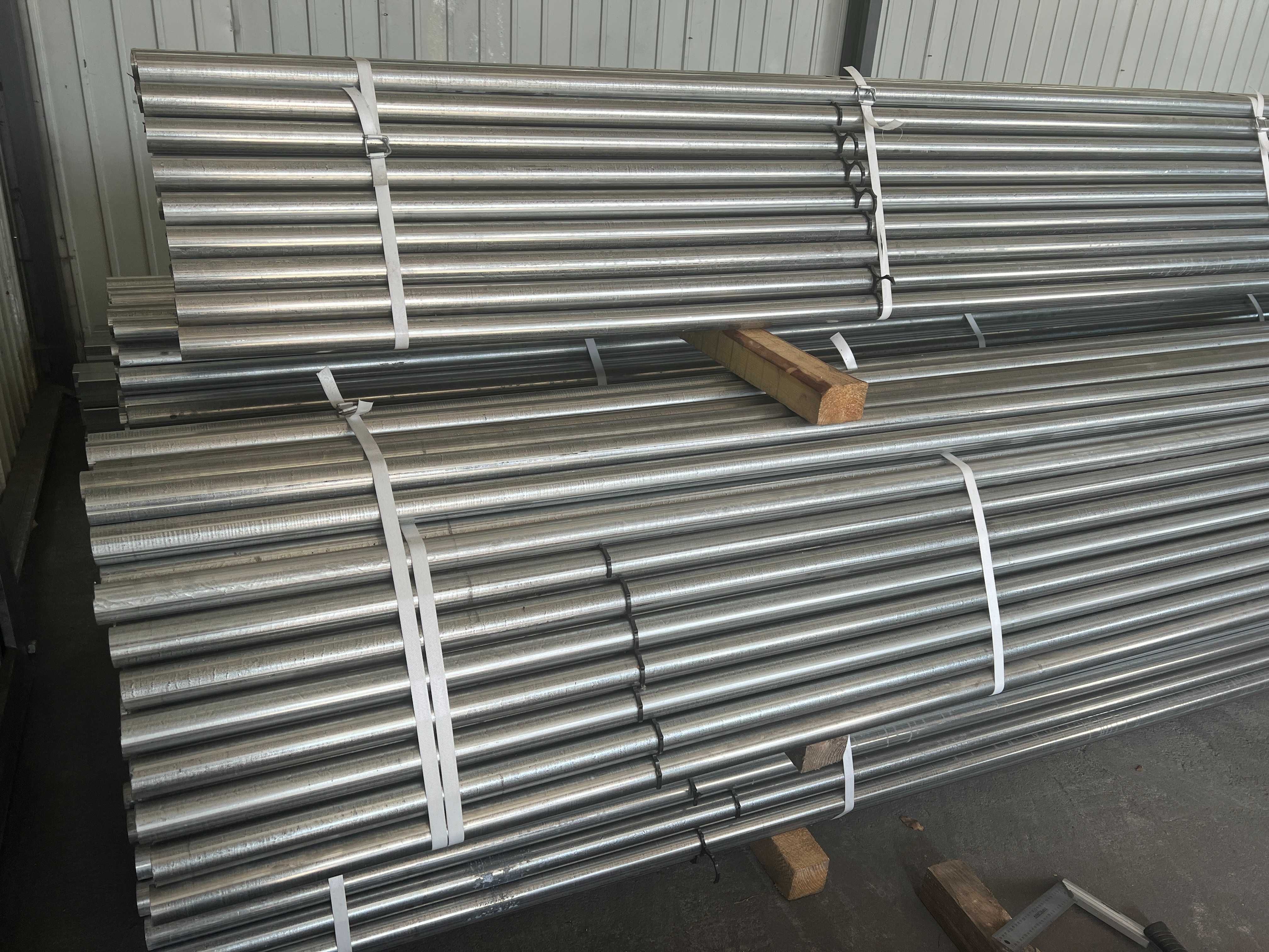 Slupki fi 4.2.4x2 200cm Siatka Panel Bramy