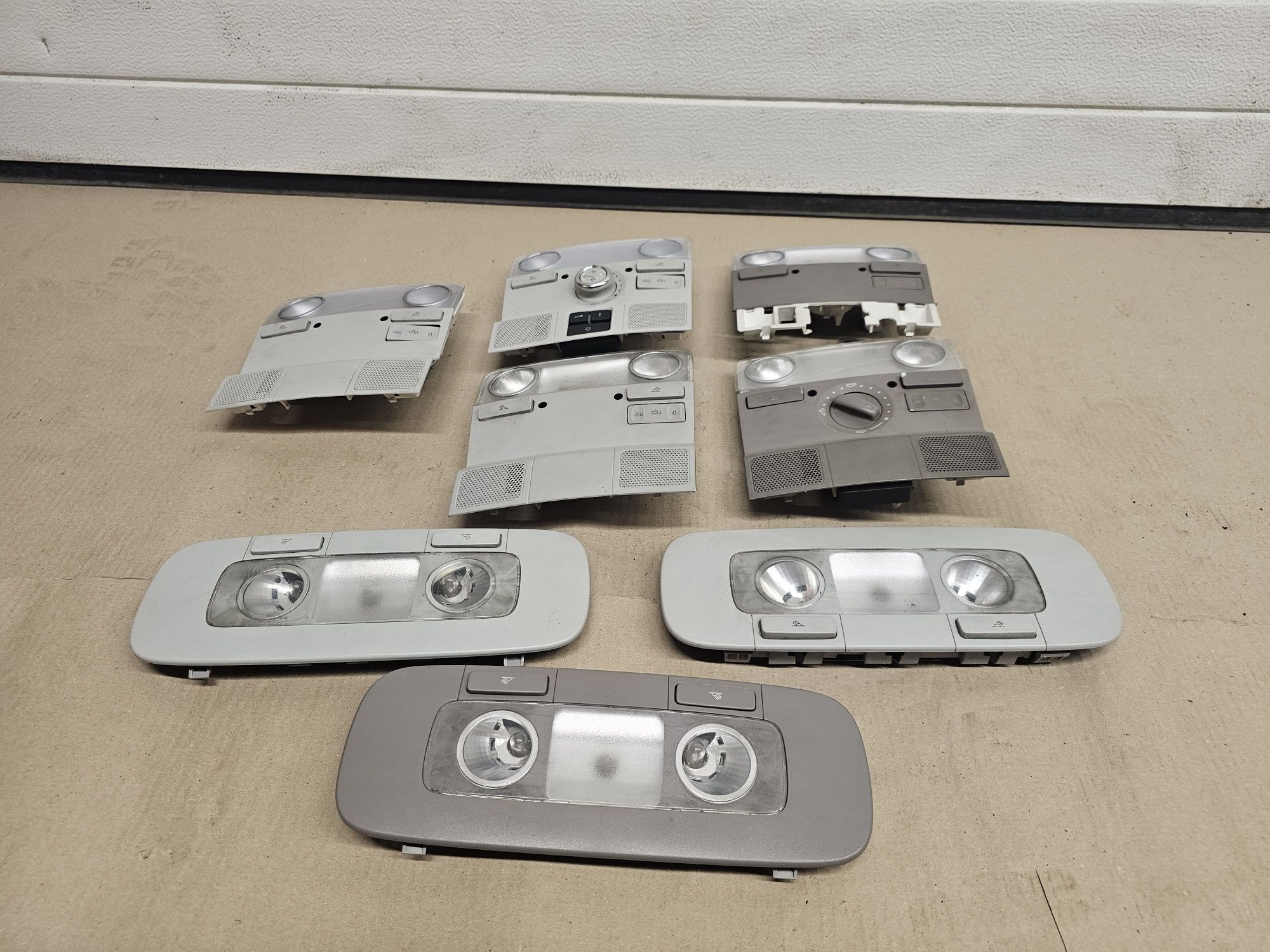 Lampka podsufitki passat b6 b7 cc octavia tiguan superb leon