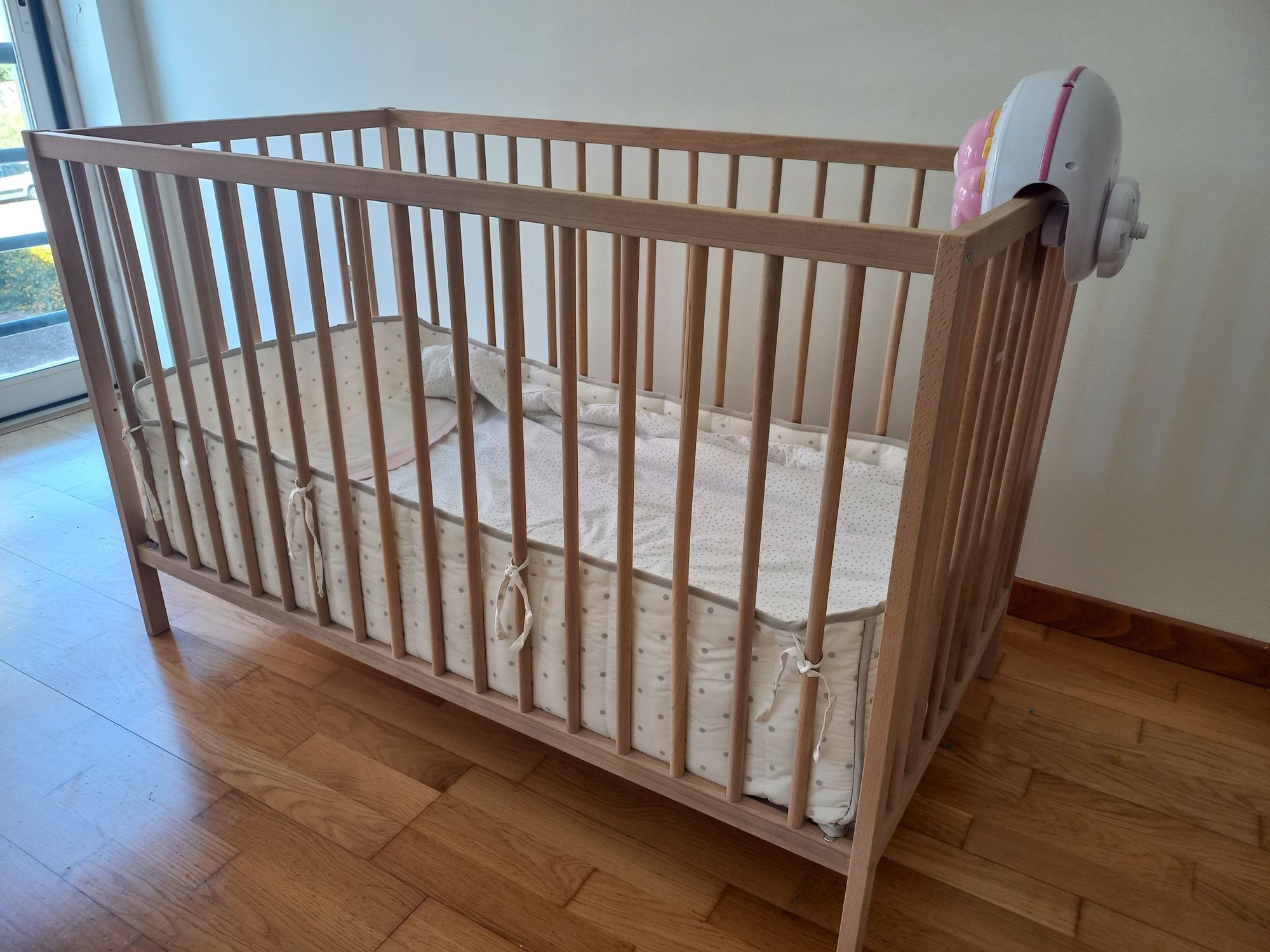 Berço Ikea + colchão (Muito bom estdo)