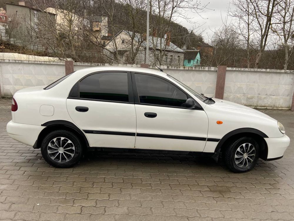 Продам авто ДЕО СЕНС 1.3