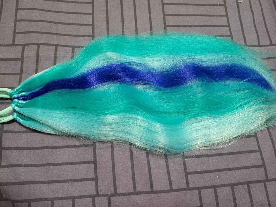 Канеколон хвостиком