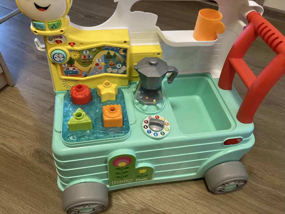 Fisher-Price „Ucz się i śmiej!” Wesoły Kamper Malucha HCK55