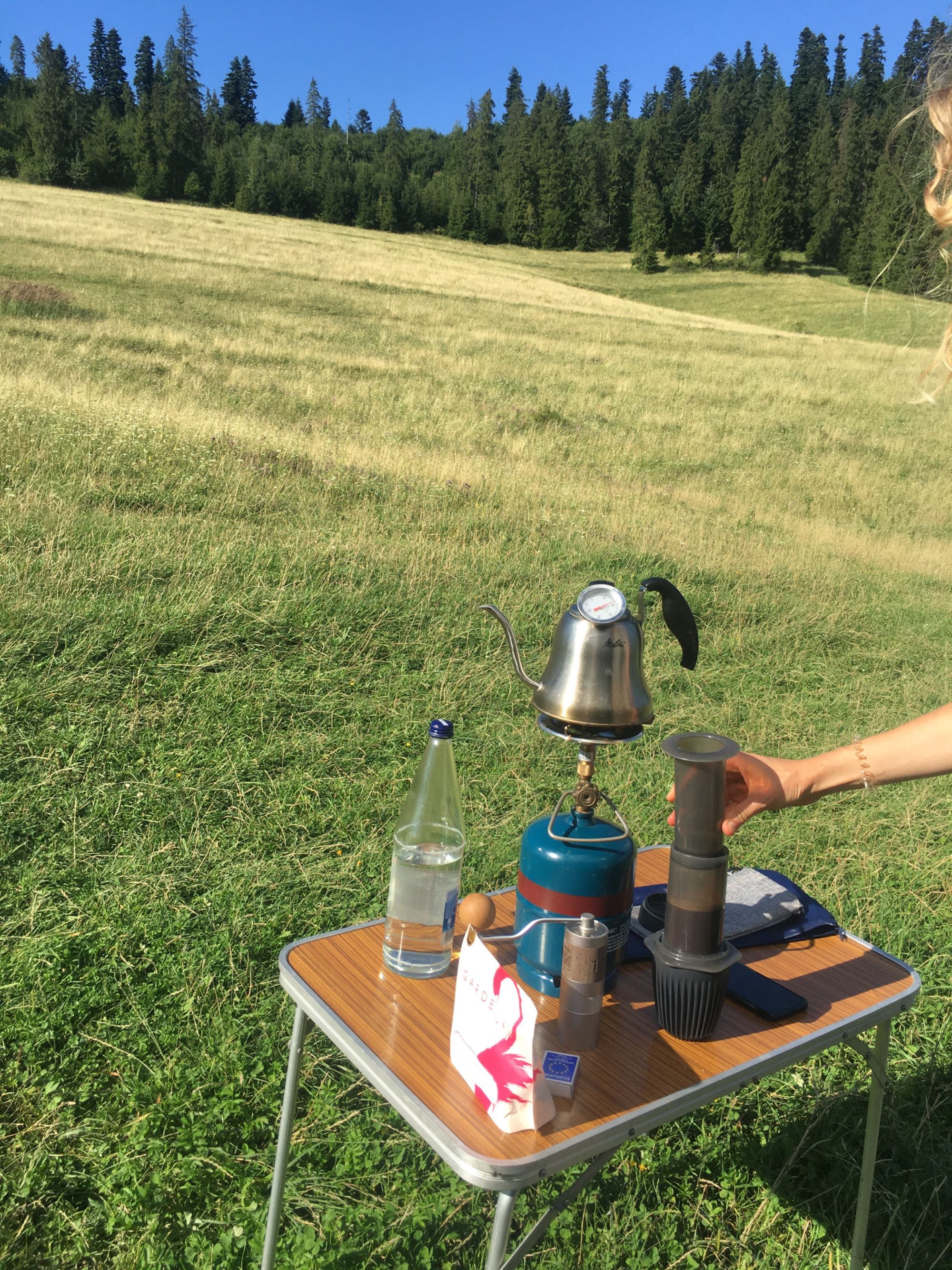 Działka z widokiem na Tatry w otoczeniu lasów z dala od zabudowań