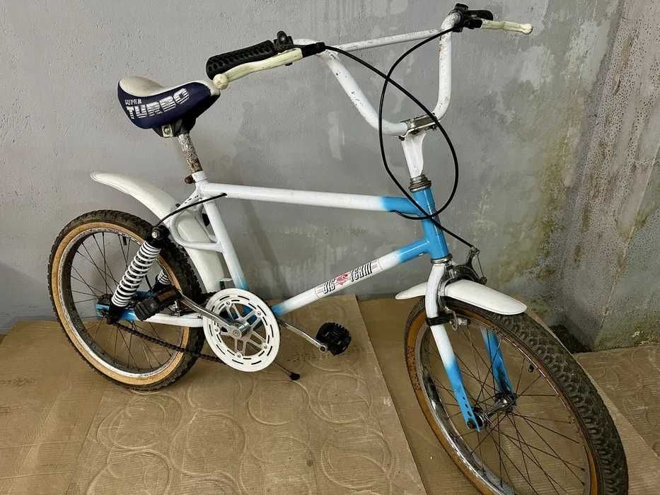 Bicicleta BMX BT - “vintage”