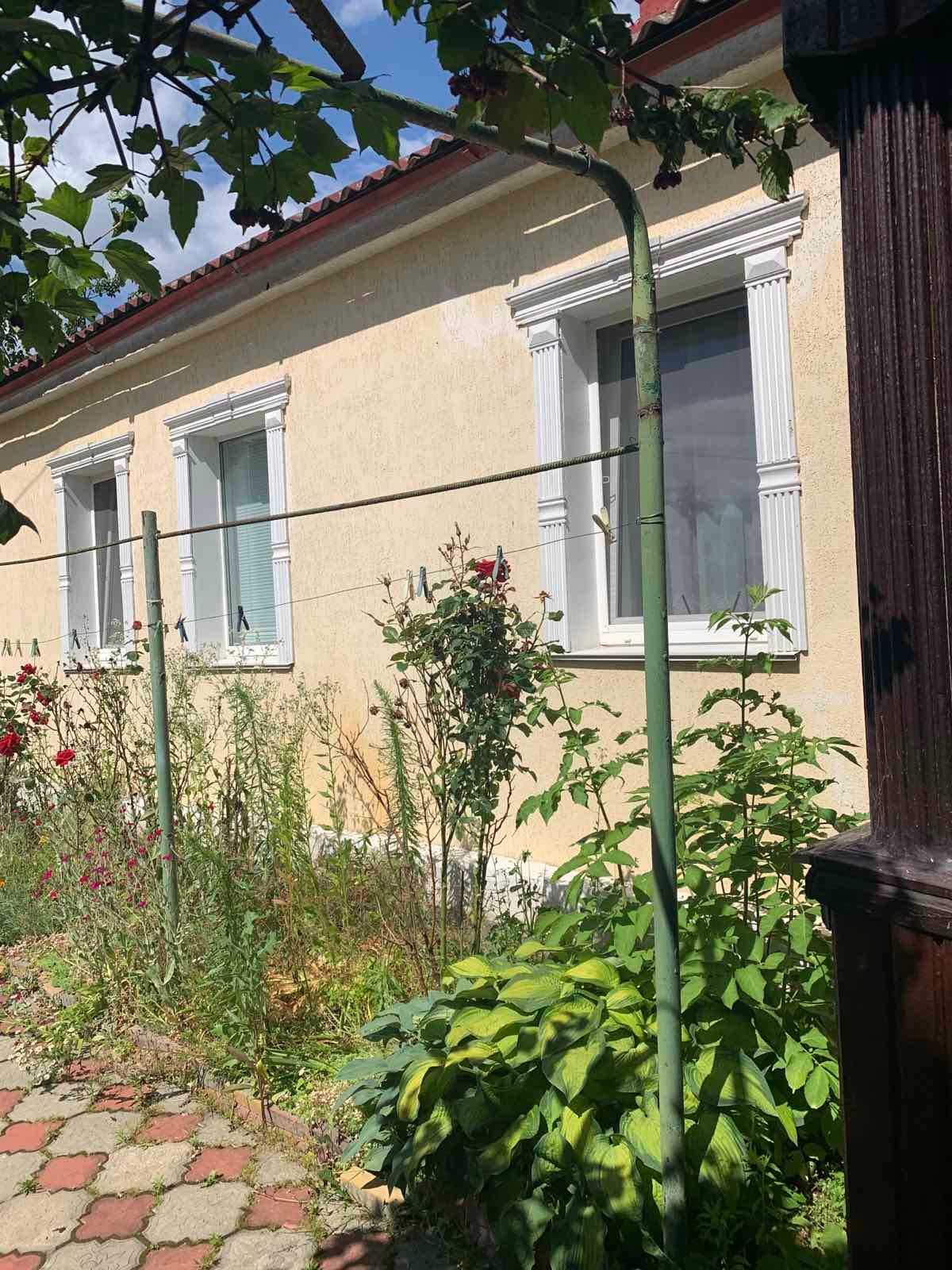 Продаю будинок із цегли (центр Черемушок)
