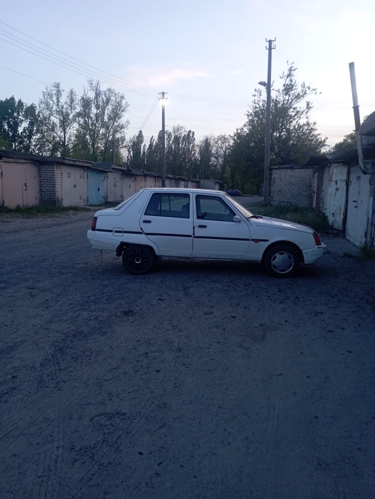 Продам заз Славута