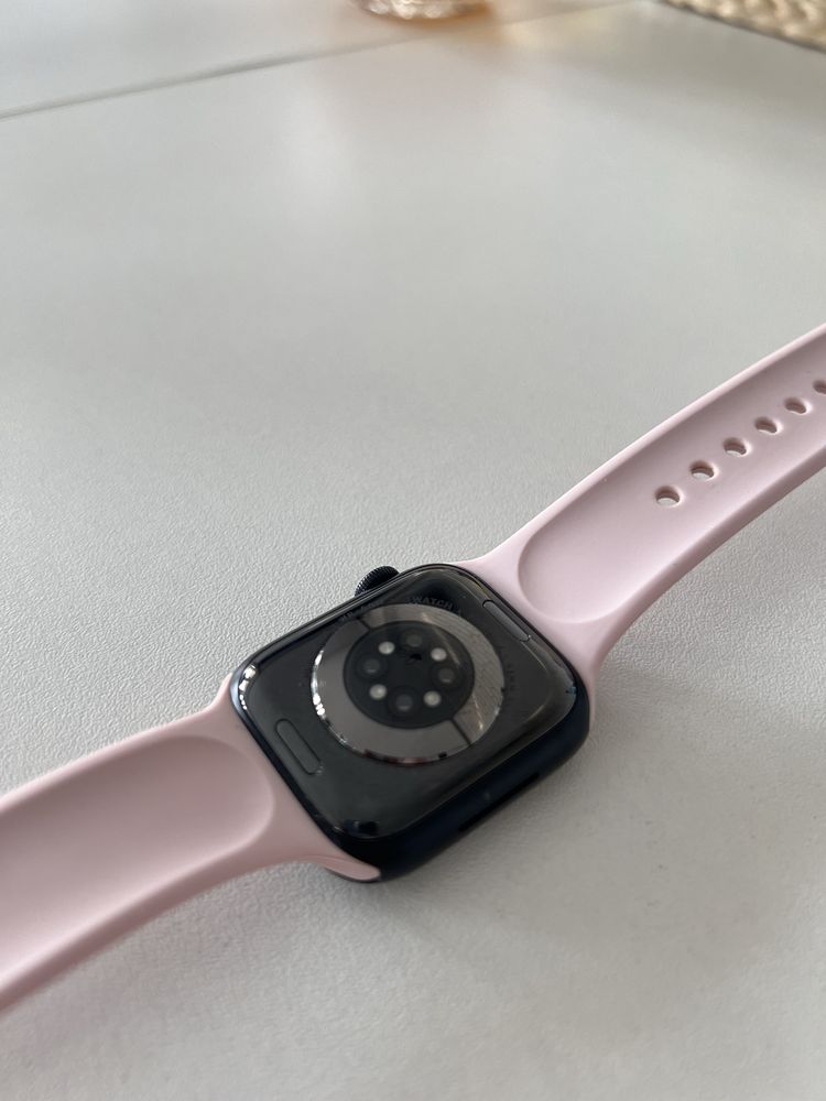 Apple watch 7 GPS+ cellular