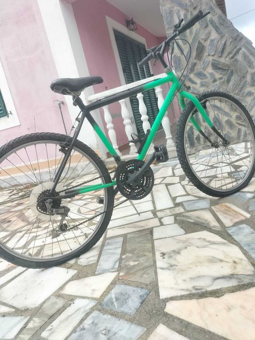 Bicicleta de Montanha – Shimano 18V, boa condição geral