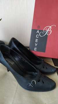 Жіночі туфлі Baceye