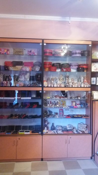 Вітрина під скло