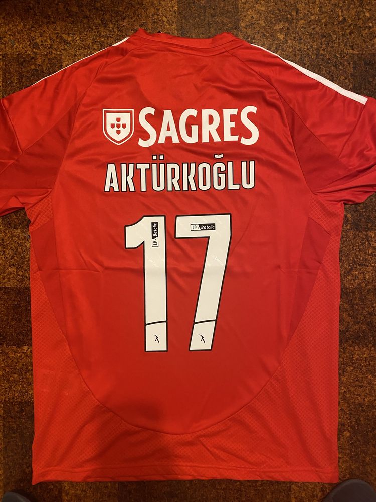 Camisola Akturkoglu Benfica 24/25 L