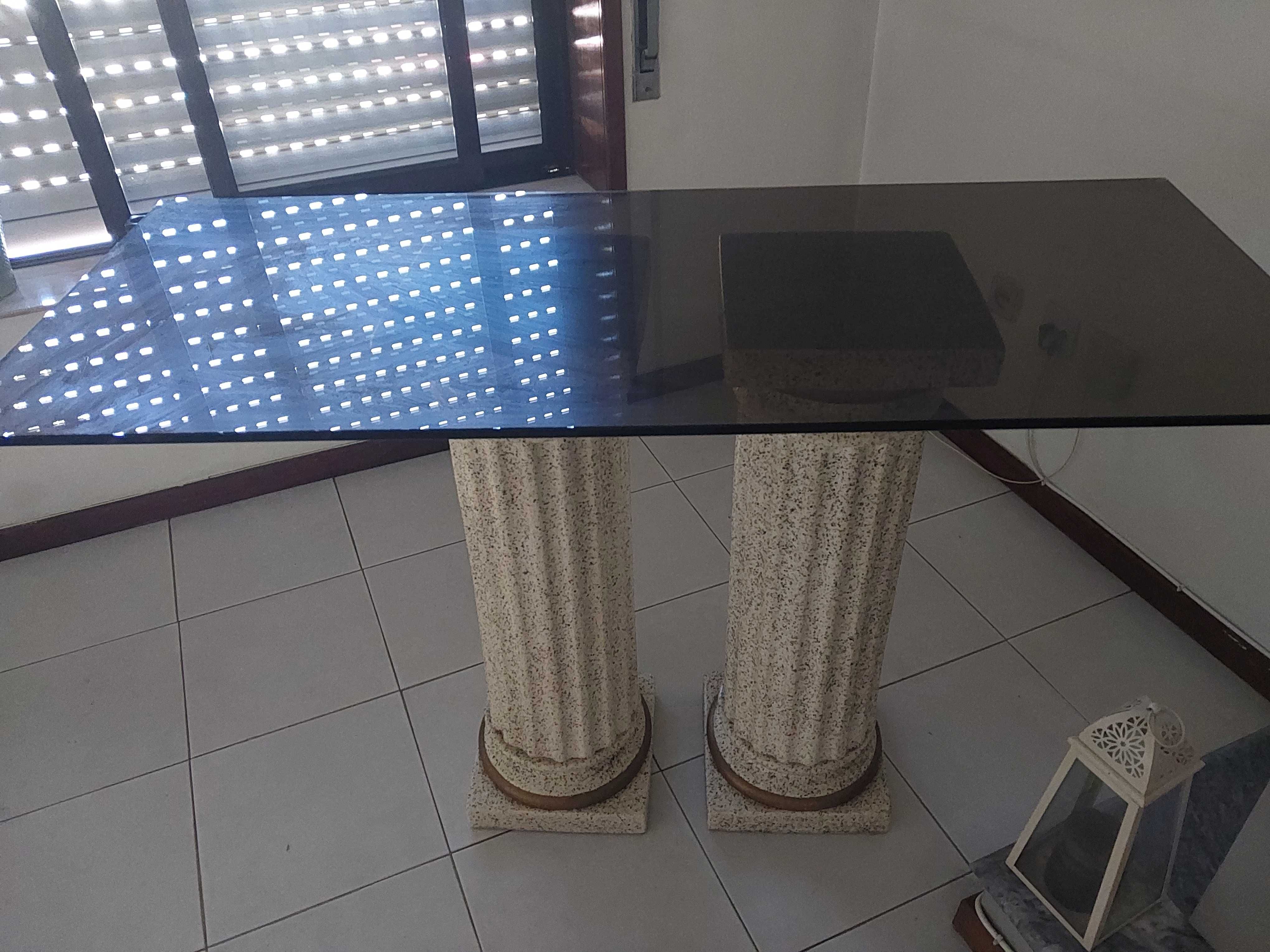 Consola em vidro