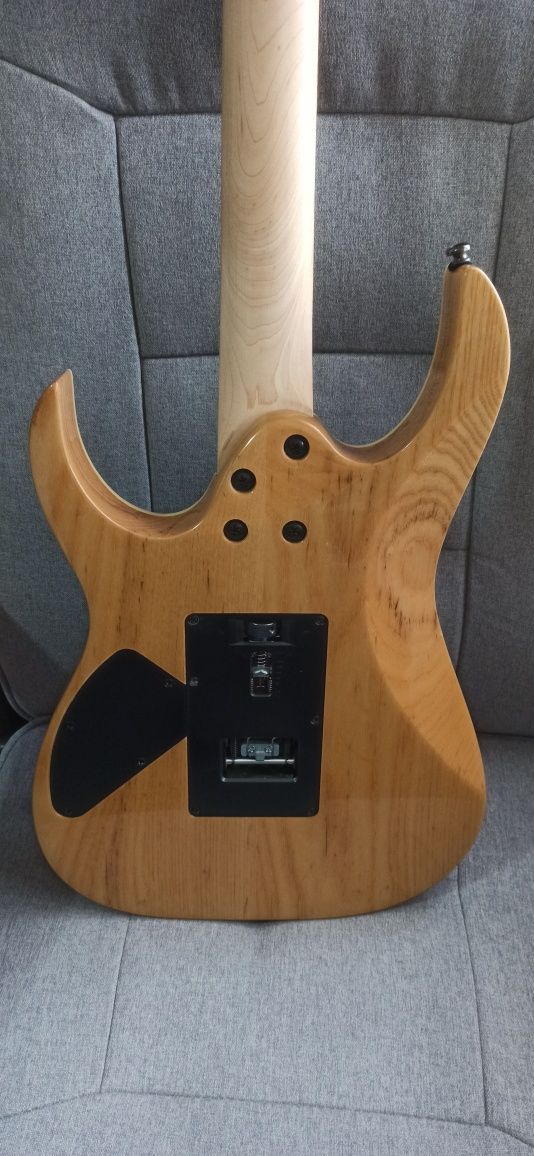 Ibanez RG370 AHMZ