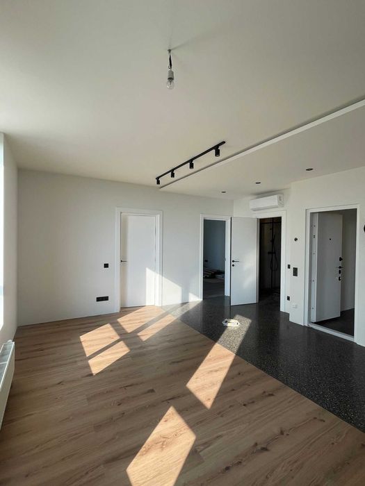 Столичне Шосе 1, ЖК Світло Парк, 3-к (поділена на 1-та 2-к), ремонт