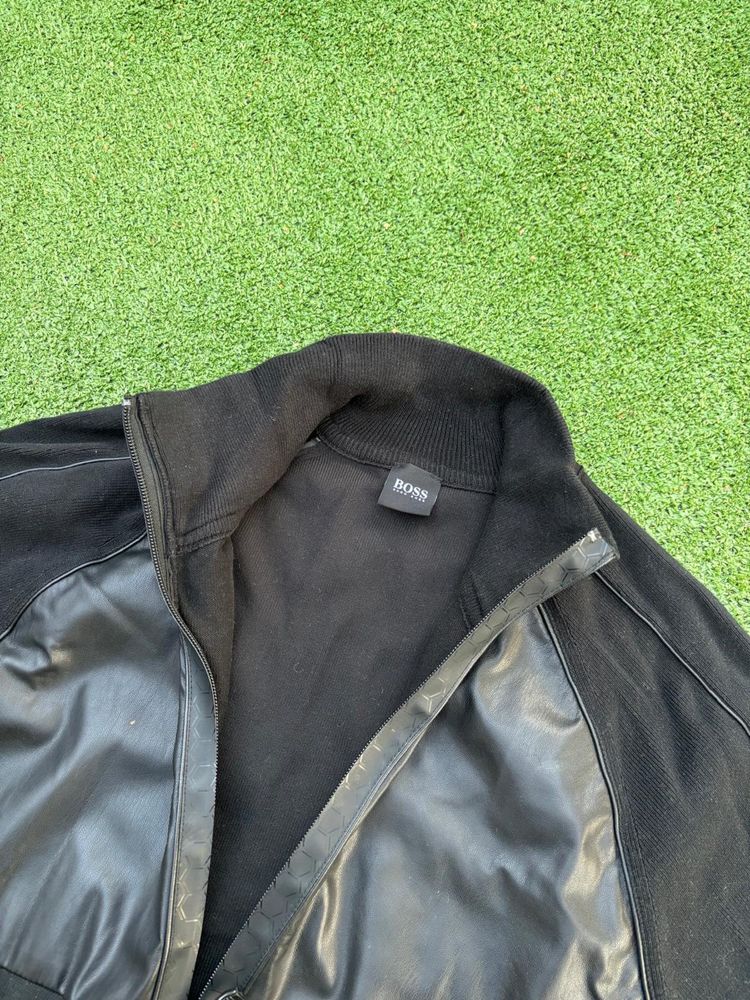 Sweter Hugo Boss ze skora