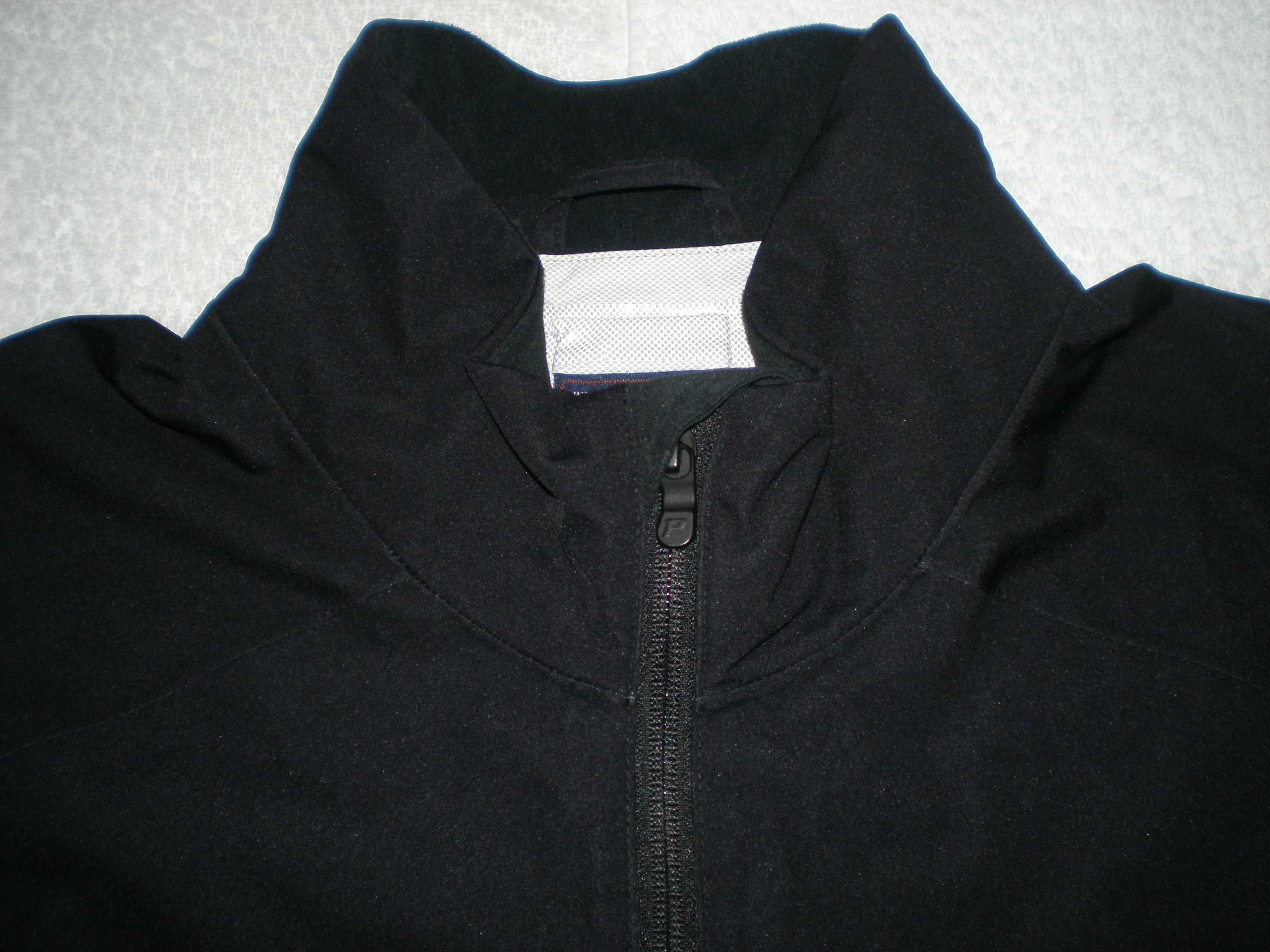 Куртка Peak Performance XXL р.58-62 (большой  размер)черного цвета