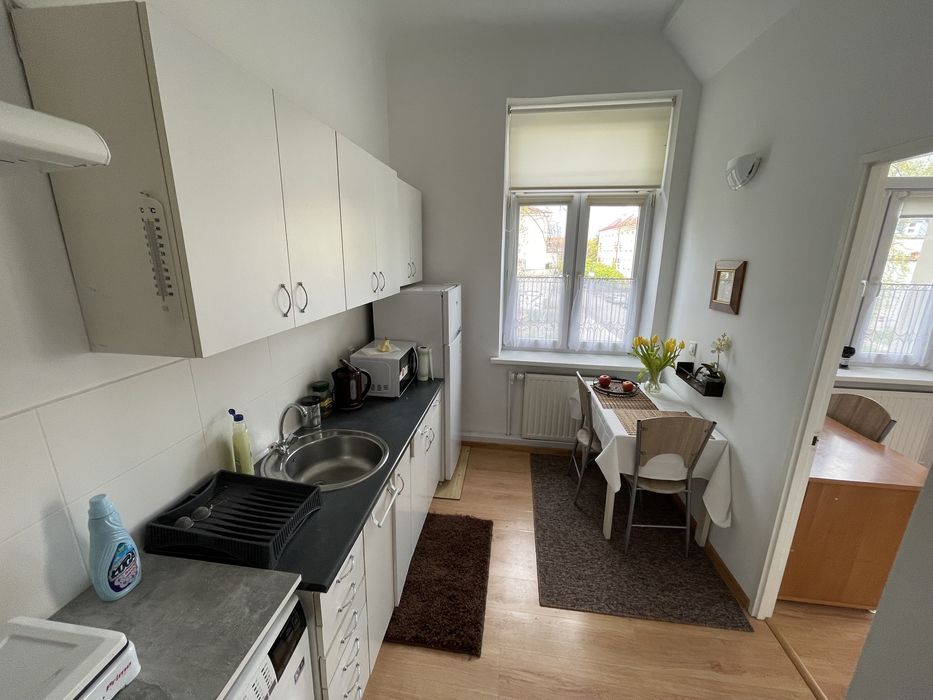 Mieszkania do wynajęcia na doby, Pokoje gościnne, Noclegi dla firm