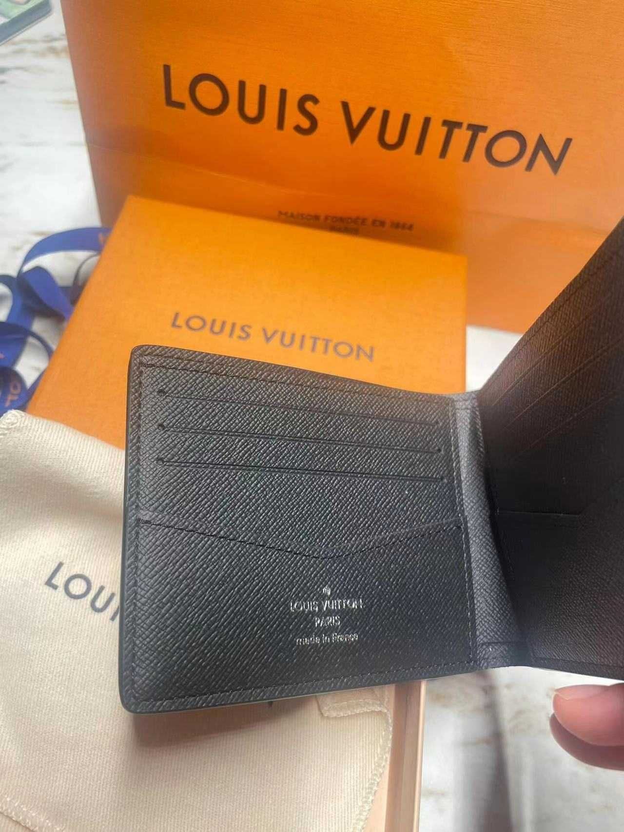Męski portfel w stylu retro Louis Vuitton dla osób z prezbiopią