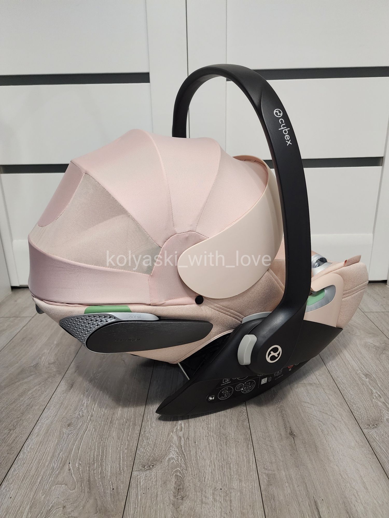Розкладне автокрісло Cybex Cloud T plus i-size peach pink Сайбекс