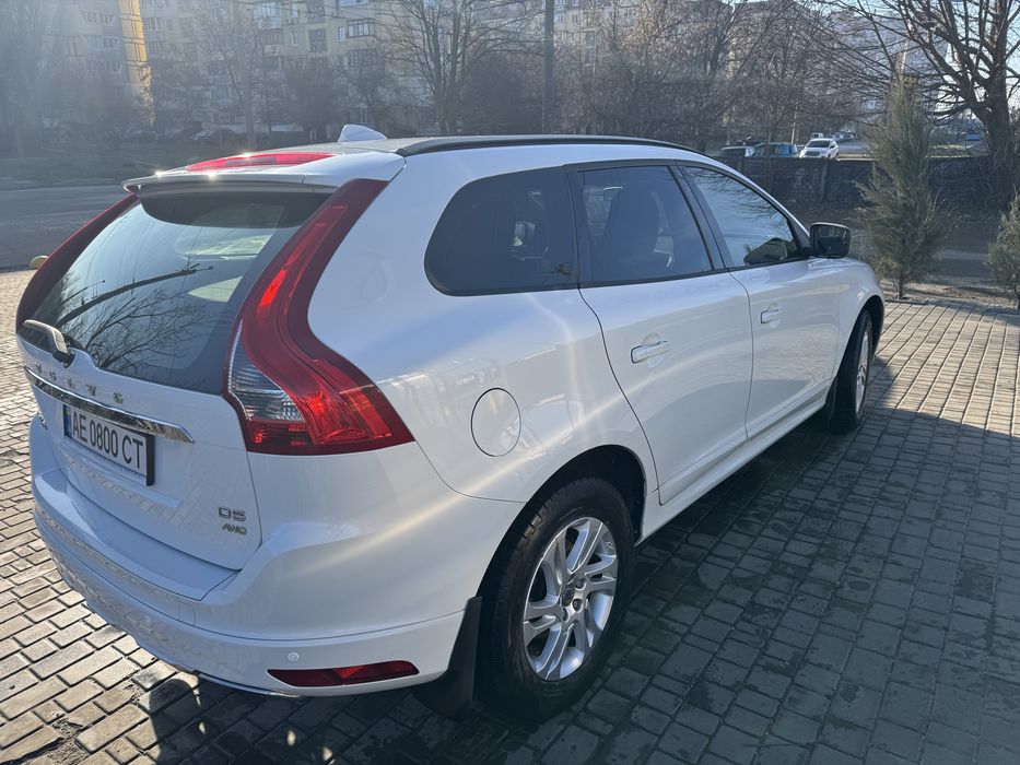 Вольво хс60 D5 2013 2,4 дизель