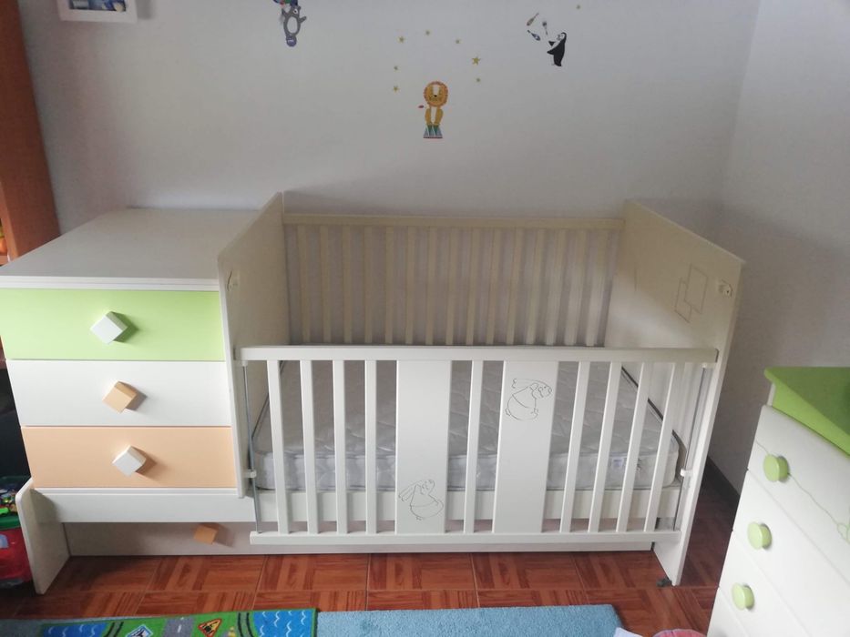 Mobilia da crianca Trama