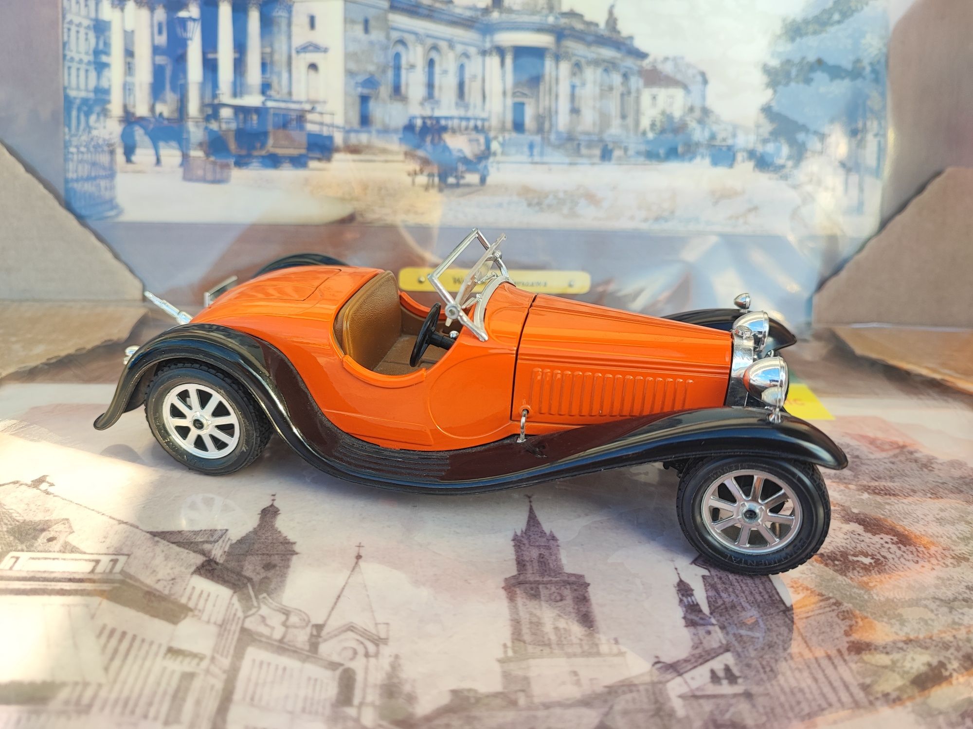 Kolekcjonerski auto BBurago, Bugatti type 55 1932, 1/24 pomarańczowy