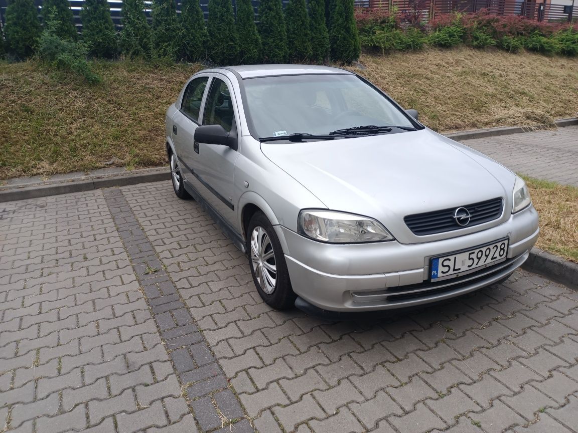 Sprzedam Opla Astrę II 07r z LPG Klima