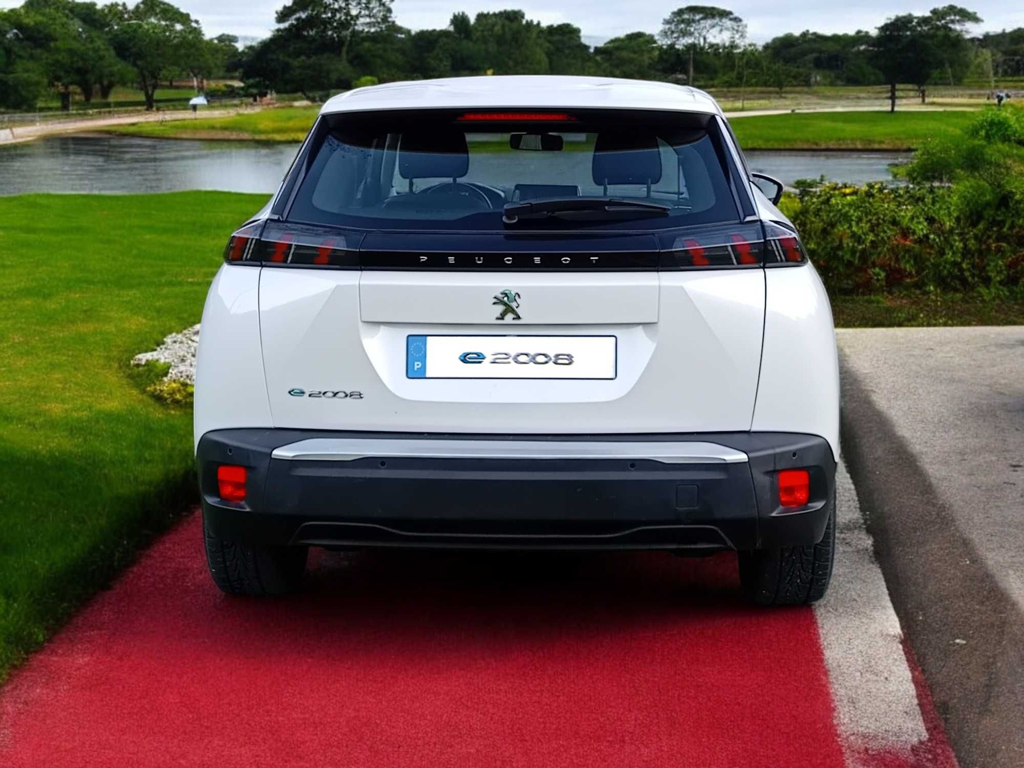 Peugeot e-2008 | Elétrico com Estilo e Qualidade