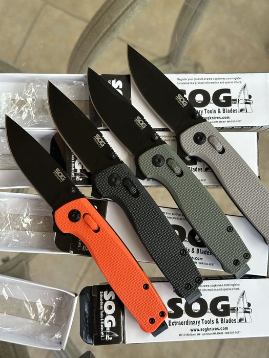 Складний ніж SOG Terminus XR. Карманний ніж
