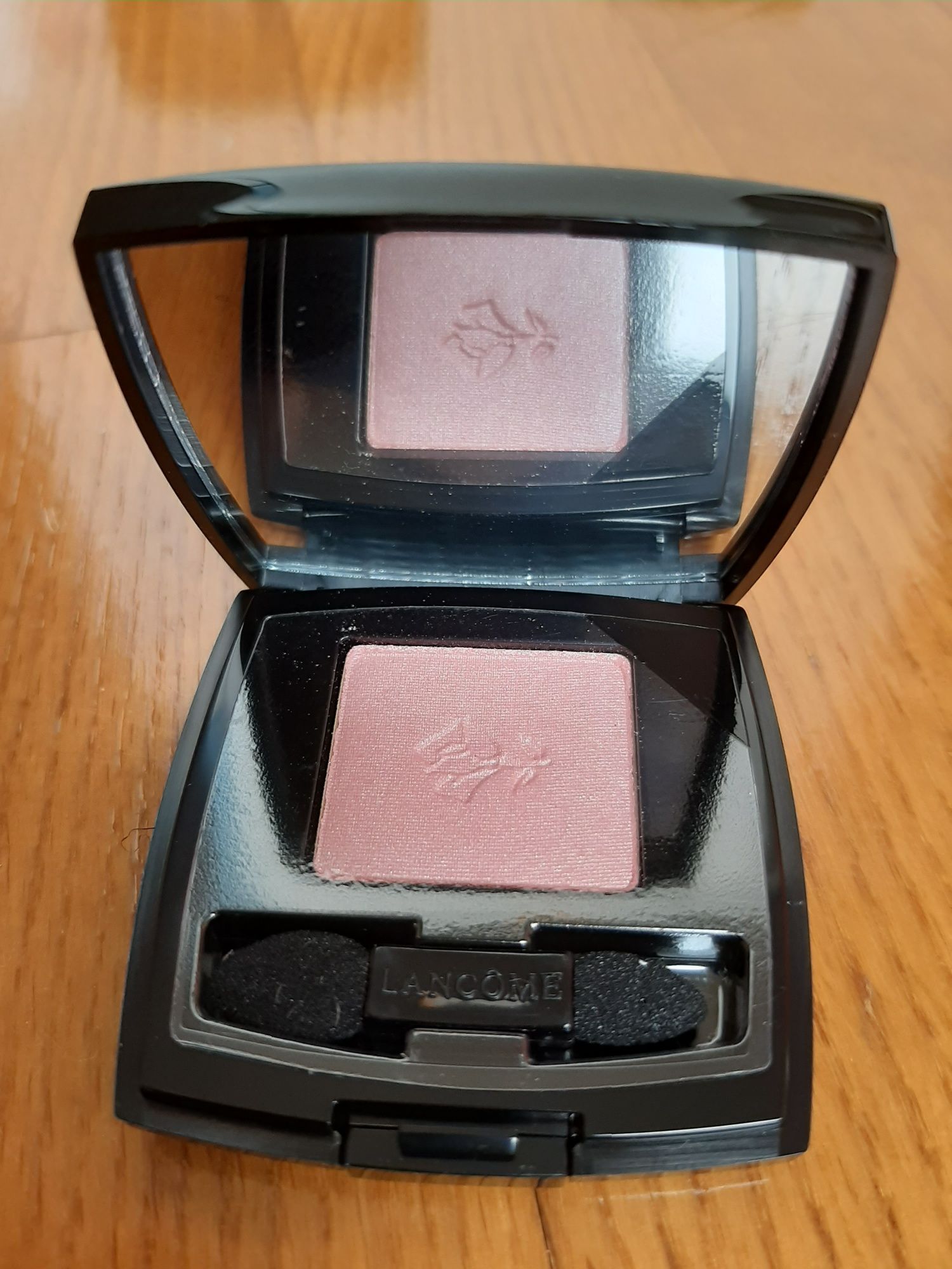 Sombras Lancôme  (várias tonalidades)