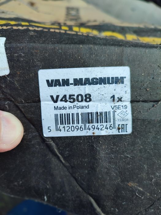 Амортизатор передній Форд транзит з 06 по 12 р