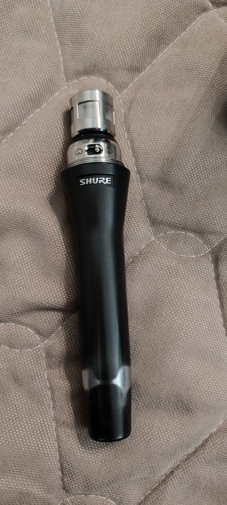 Продам мікрофон Shure ksm9 в гарному стані,мікрофон НЕ ПАДАВ