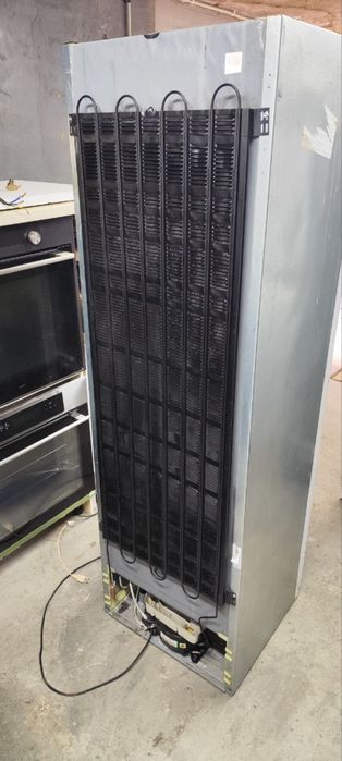 Холодильник під фасад .